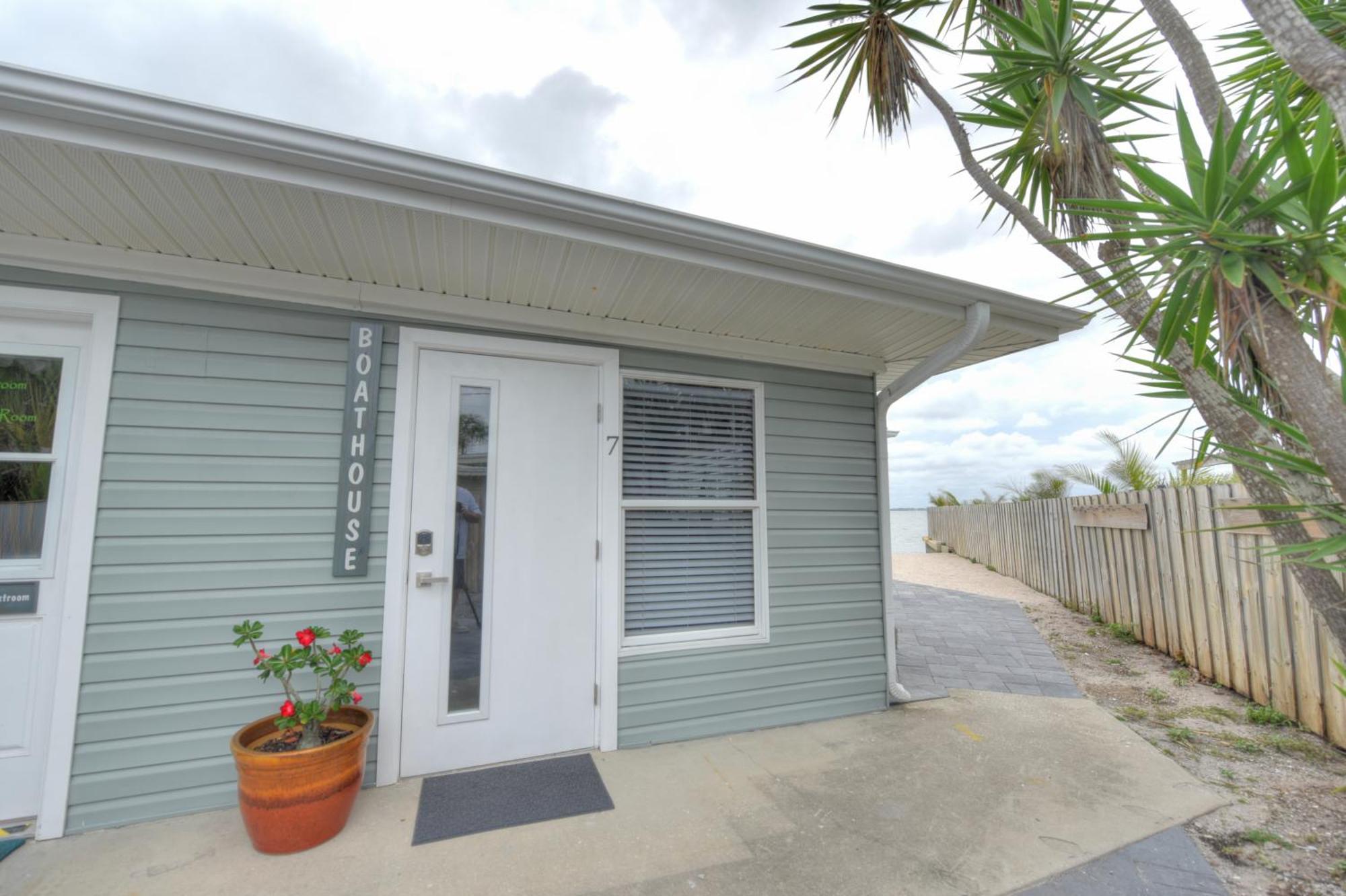 Banana River Resort Cocoa Beach Esterno foto